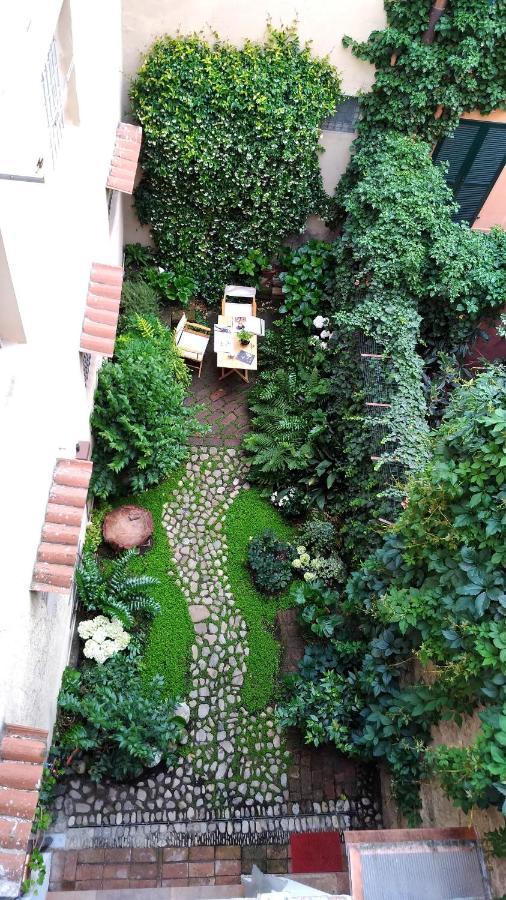 Giardino Segreto - History And Design Apartment Bologna Bagian luar foto