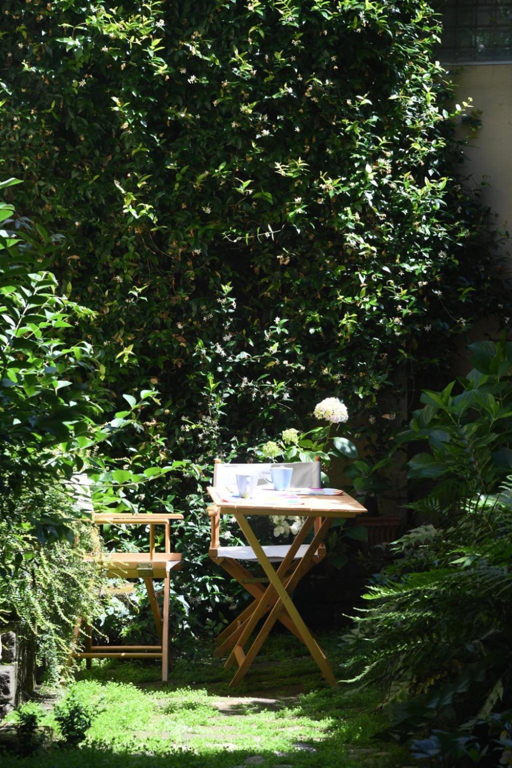 Giardino Segreto - History And Design Apartment Bologna Bagian luar foto