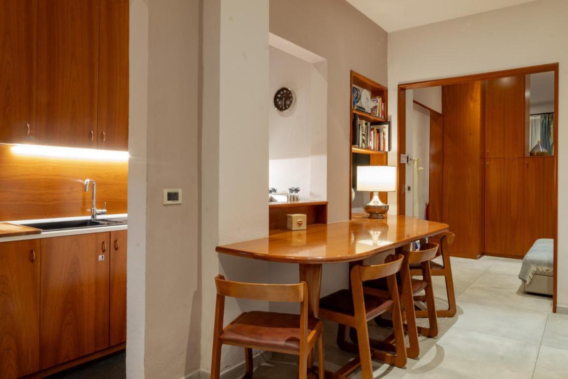 Giardino Segreto - History And Design Apartment Bologna Bagian luar foto